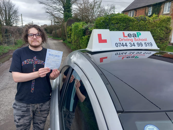 Driving Instructor in Hungerford | Leap Driving School gallery image 9